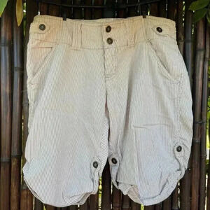 100% Cotton Stripe Sear Sucker Shorts Tan White Size S Vintage Nori